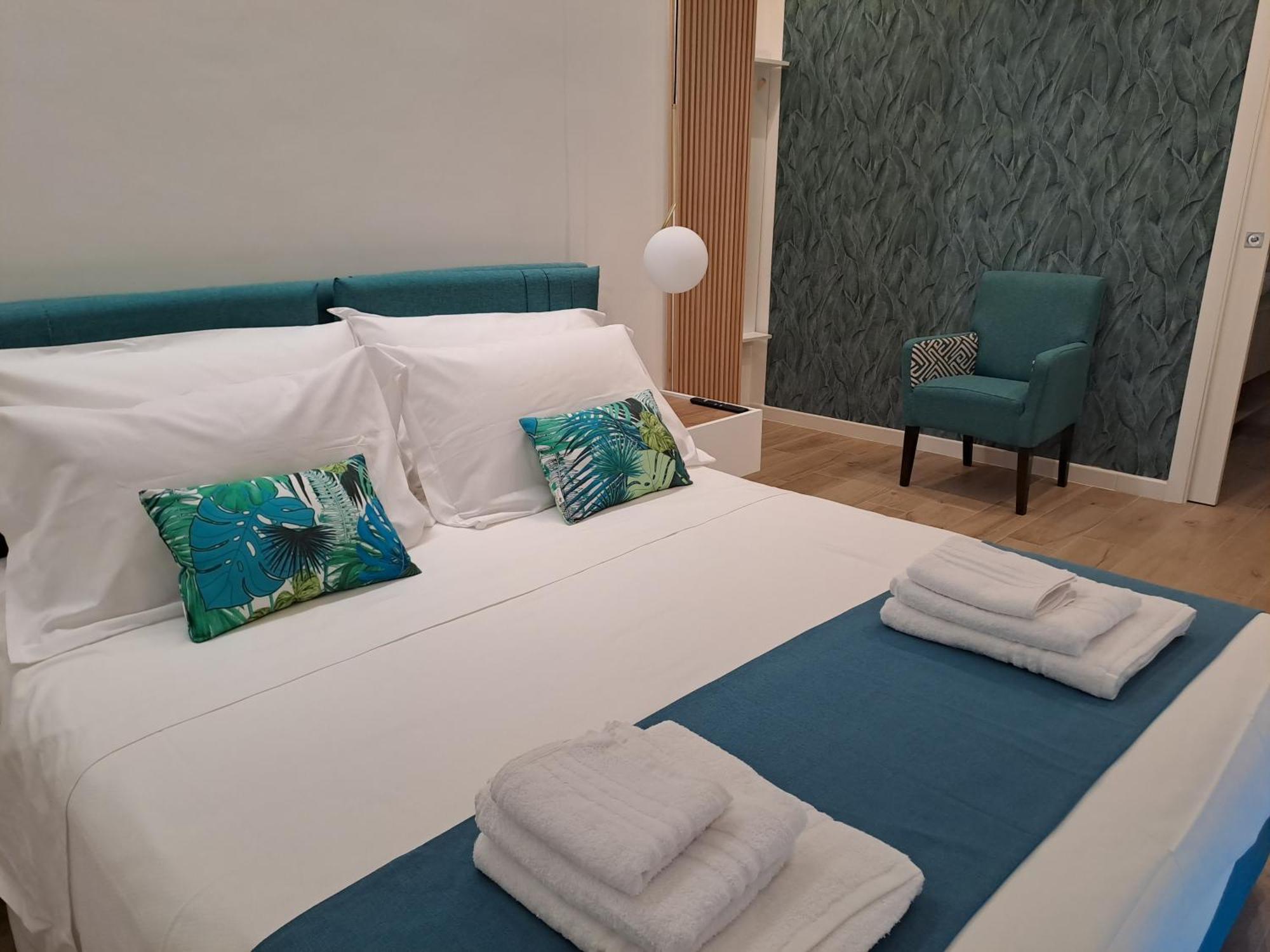 Strettomare-Business & Travel Apartment Reggio Calabria Exterior foto