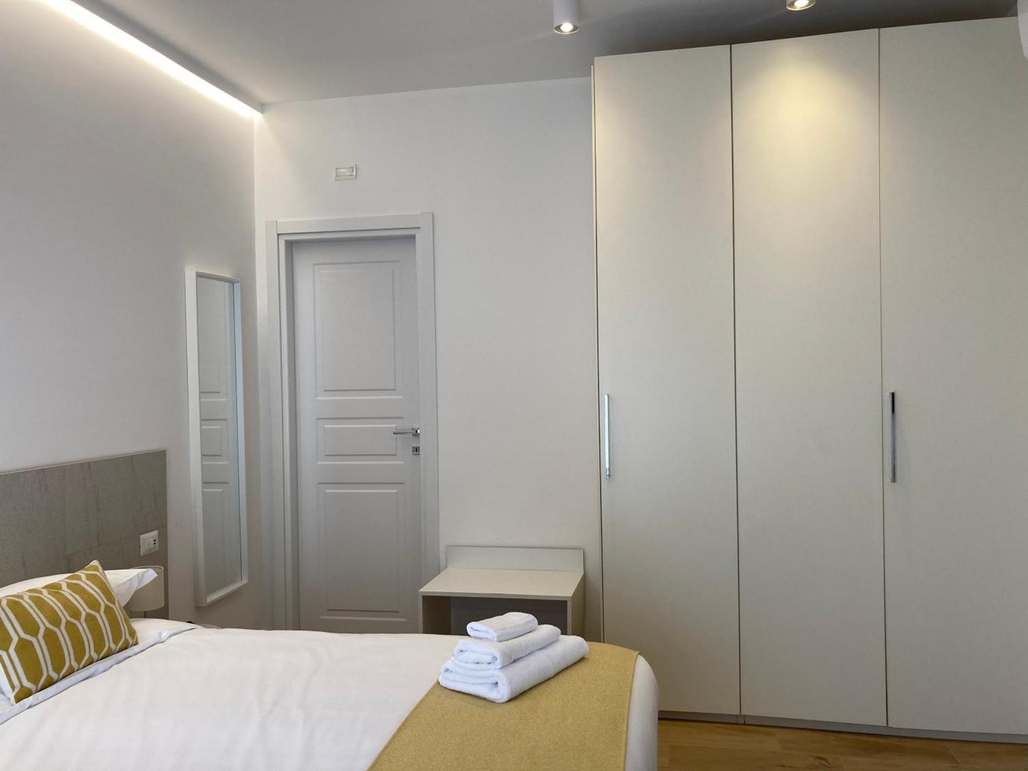Strettomare-Business & Travel Apartment Reggio Calabria Exterior foto
